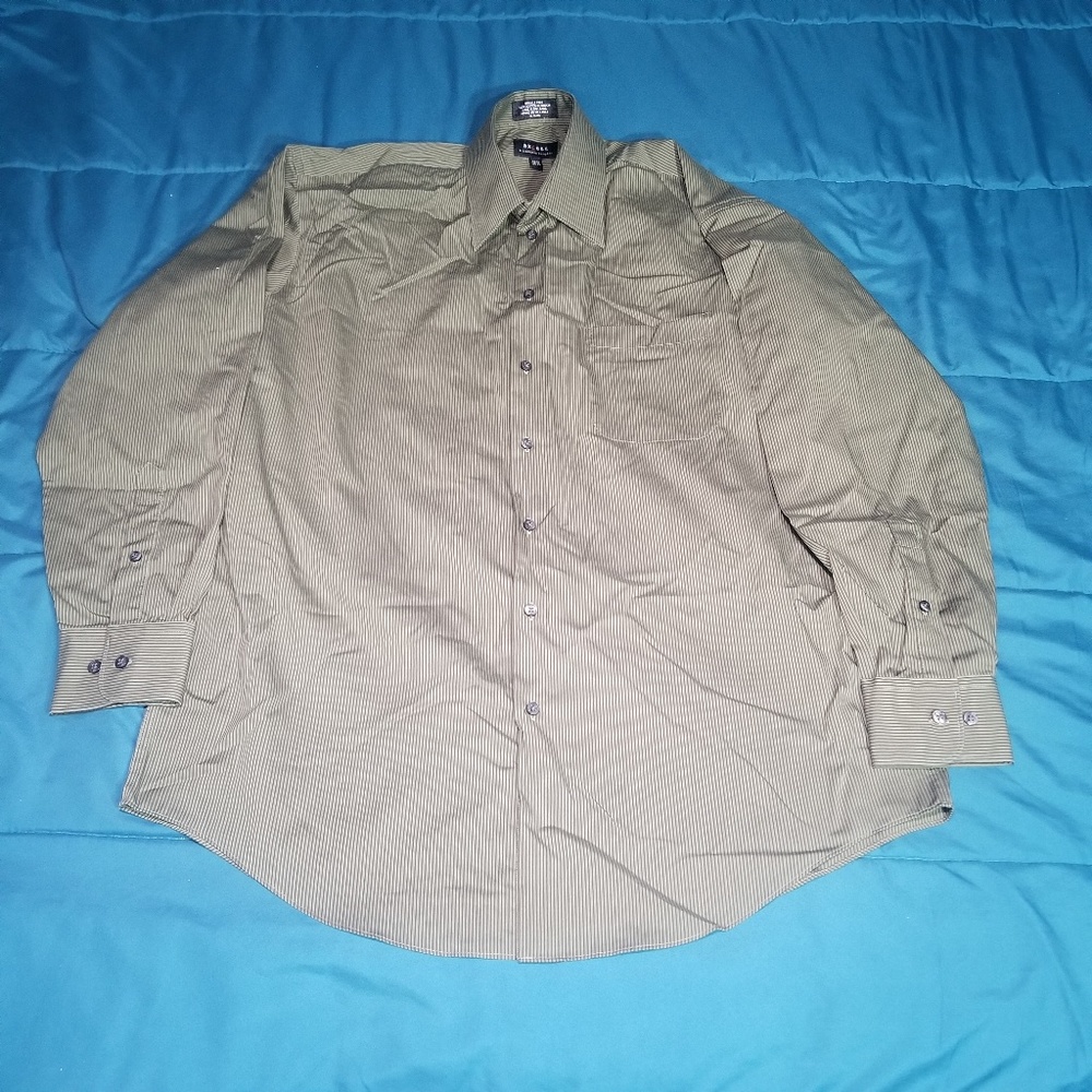 Axcess dress shirt 16 1/2 34- 35 Large green